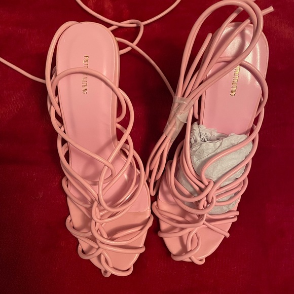 Pink Lace Heels - Picture 5 of 5